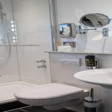 Brunnenhof 3* Hanau