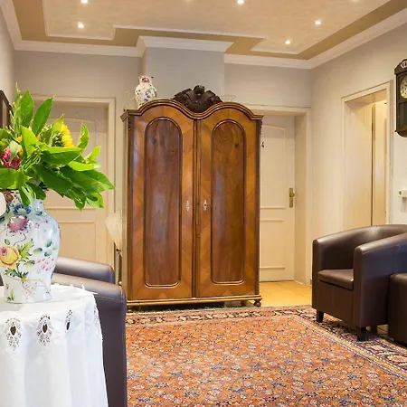 Brunnenhof Hotel 3*
